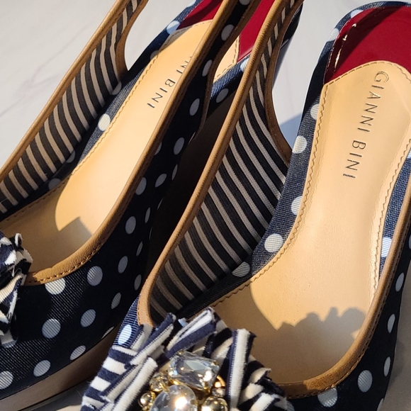 Polka dot slingback wedges - Picture 5 of 7